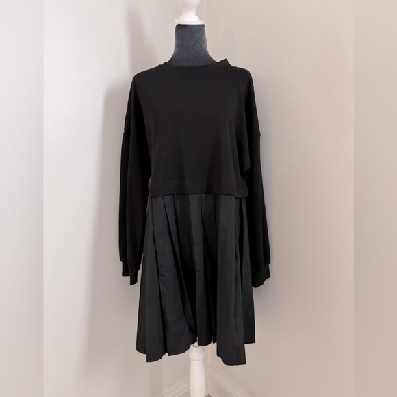 NWT Pretty Garden Long Sleeve Dress In Black Size M - Picture 1 of 11
